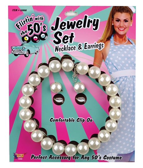 PEARL NECKLACE AND EARRINGS